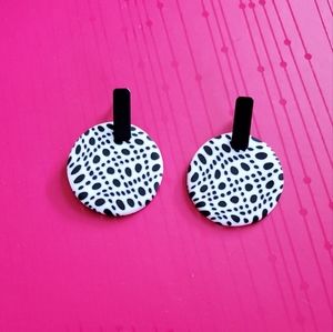 Fashion‎ earrings